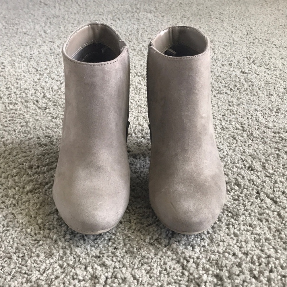 Express light gray/nude booties.